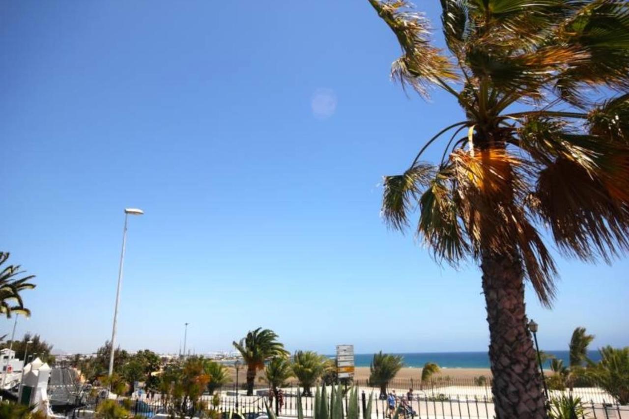 Casa Playa Los Pocillos In Puerto Del Carmen Екстериор снимка